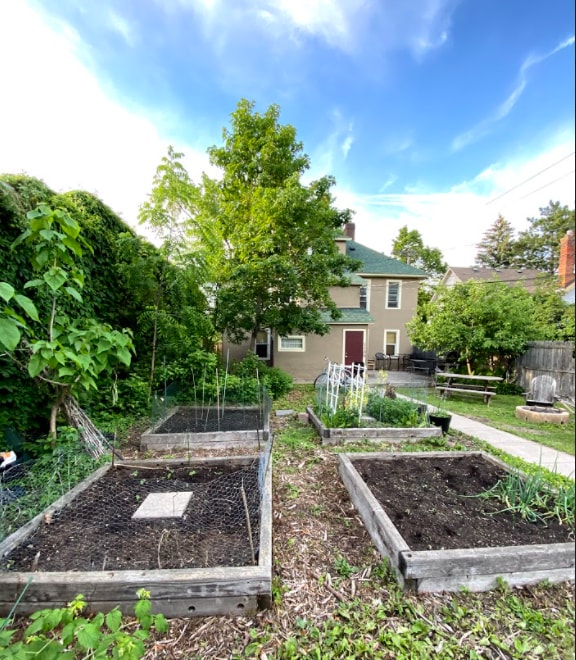 Colonial Flats Mpls