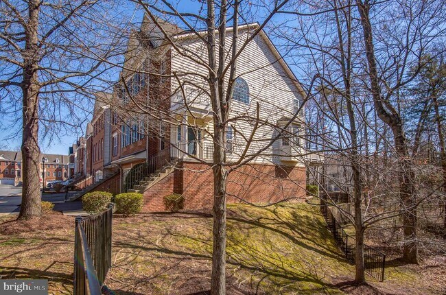 Photo - 43395 Briar Creek Terrace