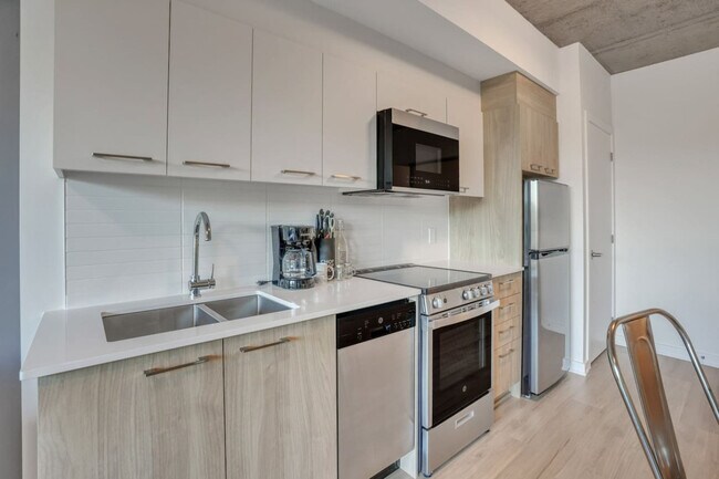 Photo - 36 Robinson Ave Unit ID1222944P