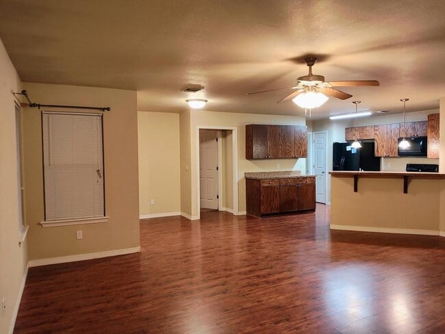 Photo - 2821 Conner Dr