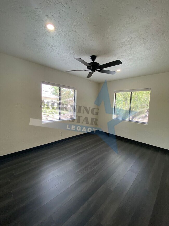 615 W May Ave Unit 615 W May