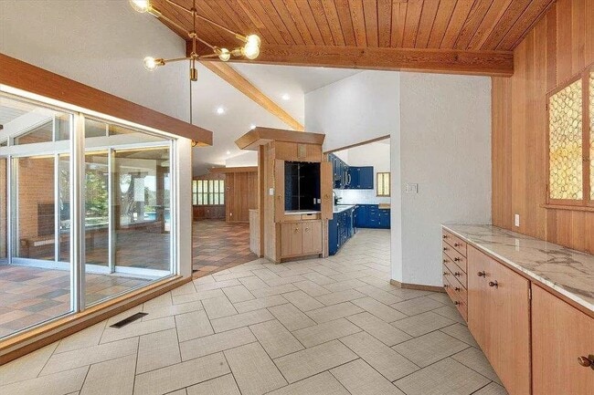 Photo - 116 NW 36th St