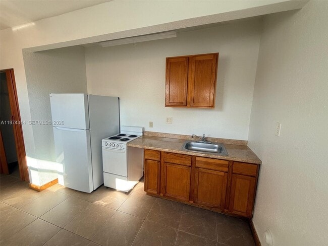 Photo - 1612 NE 169th St Unit 1