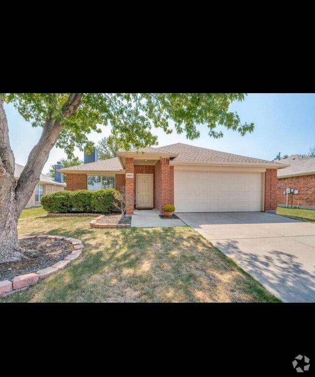 Building Photo - 9841 Carter Dr Rental