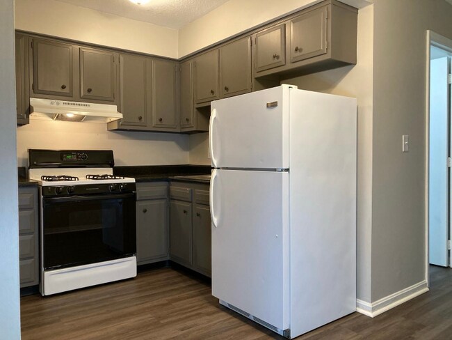 Photo - 530 N Union St