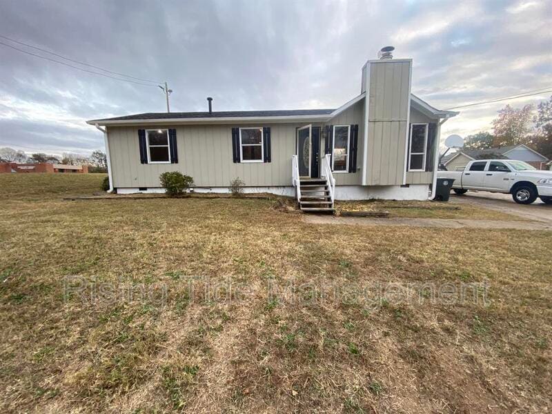 Photo - 547 Sunhill Rd NW