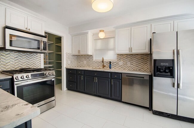 Photo - CHARMING 4 BED 2.5 BATH COLONIAL MINUTES F...