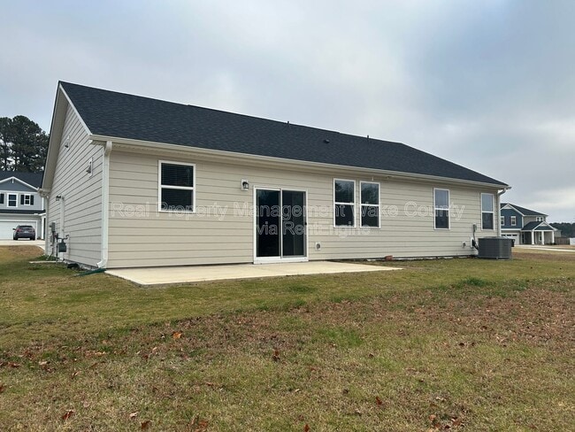 Photo - 403 St Clair Dr