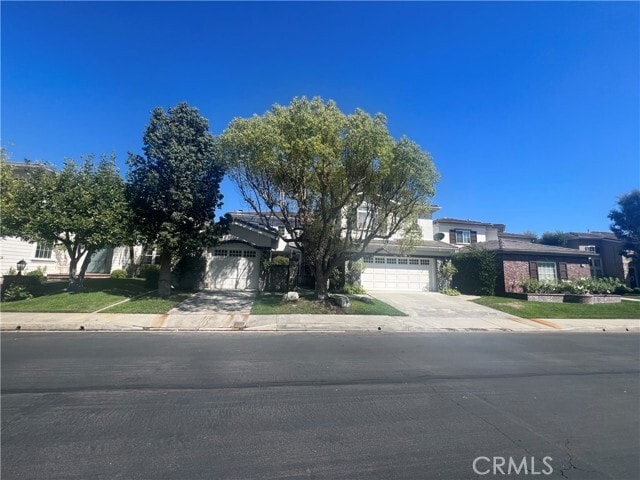 Photo - 18 Castle Pines