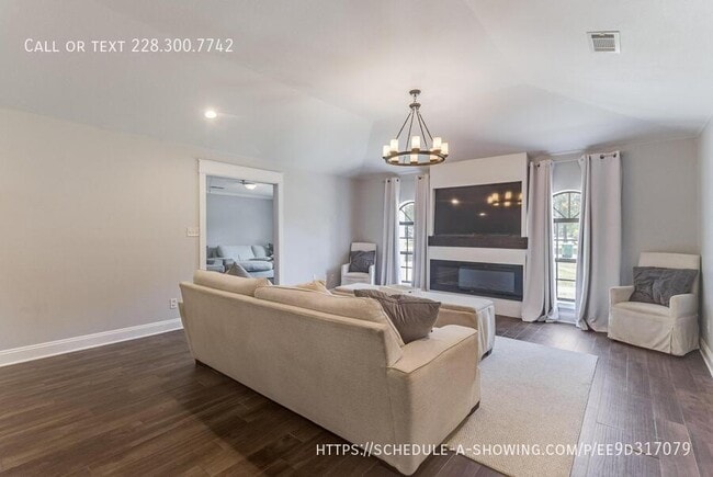 Photo - 106 Piney Ridge Rd