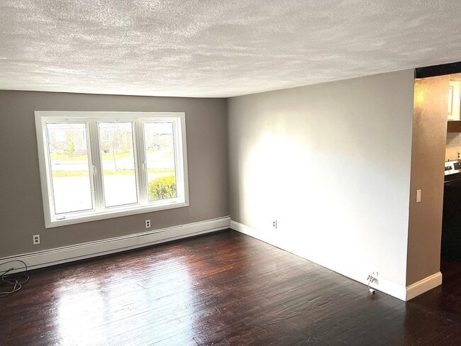 Photo - 150 Locust St Unit 1