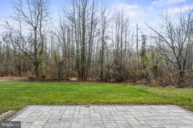 Photo - 149 Westbrook Dr