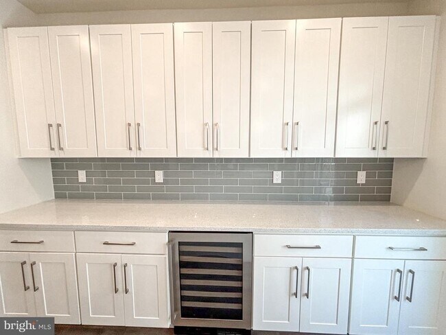 Photo - 1439 S Taylor St