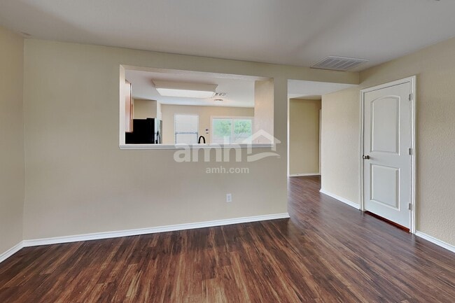 Photo - 150 Myrtle St