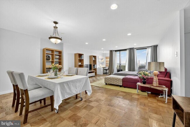 Photo - 1245 4th St SW Unit 803