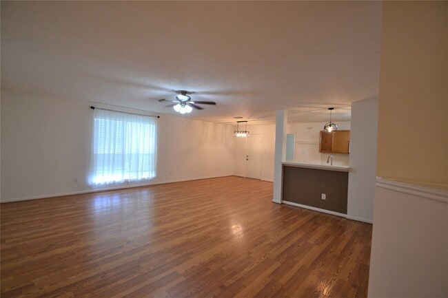 Photo - 5126 Riverwood Dr