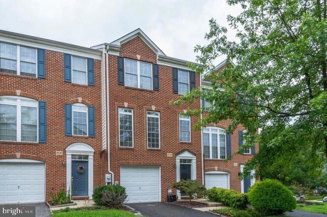 Photo - 808 Mericrest Way Townhome