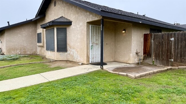 Photo - 2423 Knowlwood Dr