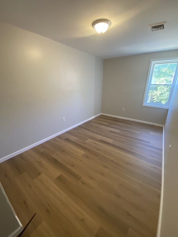 Photo - 12-20-20 Rockville St
