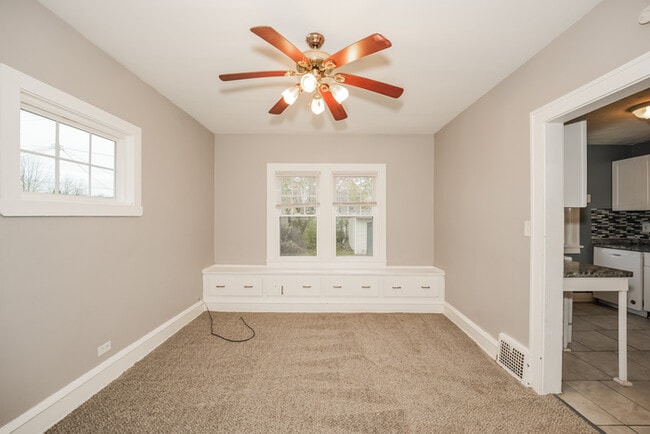 Photo - 3638 Ludgate Rd