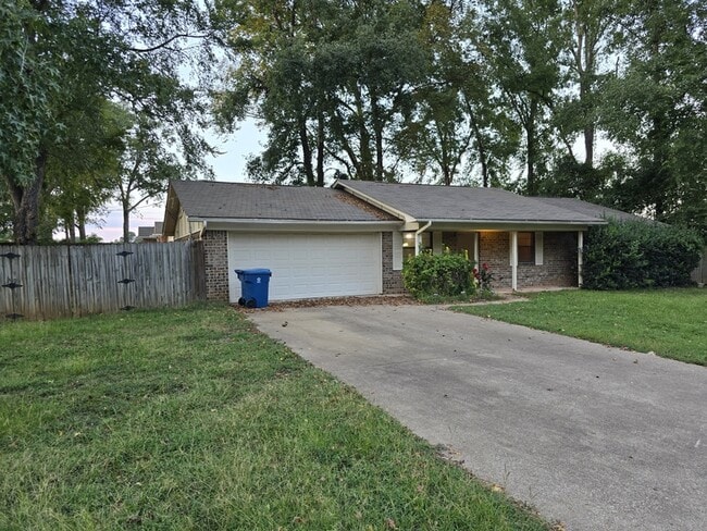 Photo - 505 E Acker Tap St