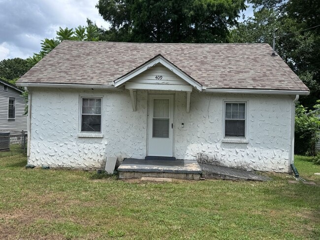 Charming 2 bedroom home in the heart of Co... - Charming 2 bedroom home in the heart of Co...