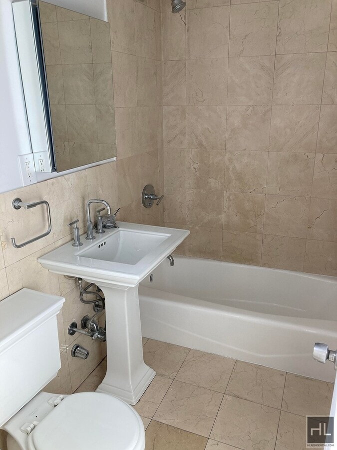 Photo - West 11th Street Unidad 6F