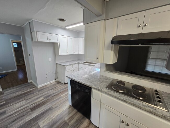 Photo - 10922 Myrtice Dr