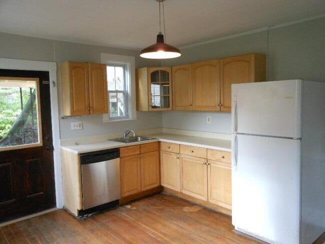 Photo - 78 Charlesbank Rd