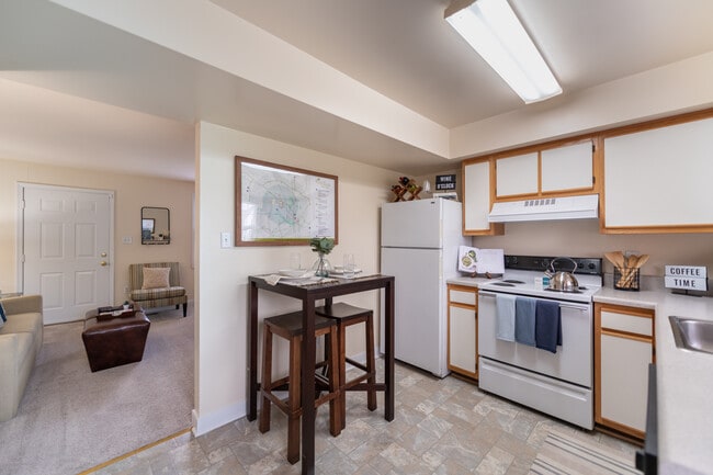 Photo - The Village at Horsepen