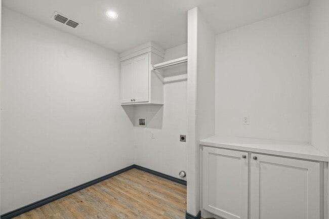 Photo - 8536 E County Rd 5500
