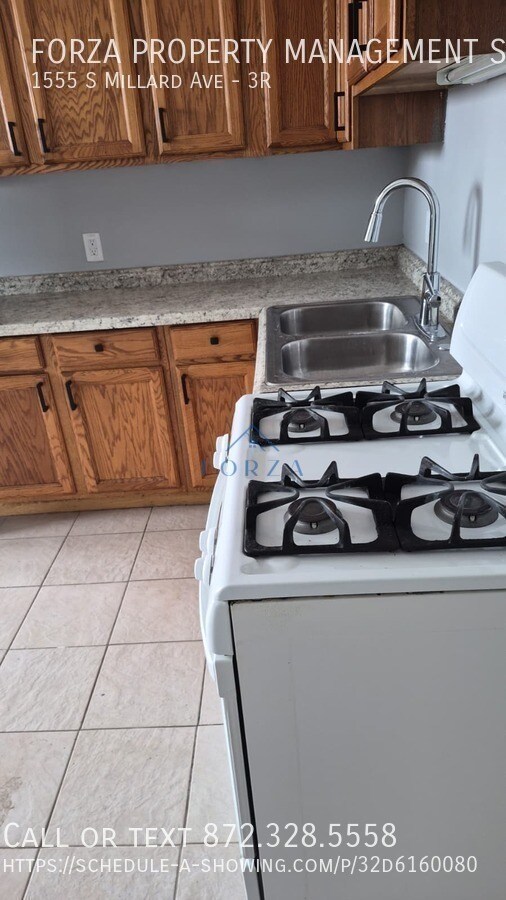 1555 S Millard Ave Unit 3R