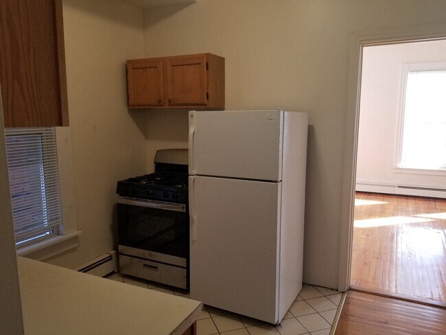 Photo - 170 Park Street#3