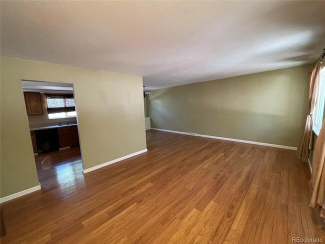 Photo - 6534 Zinnia St