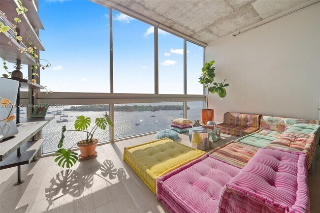 7934 West Dr Unit 803