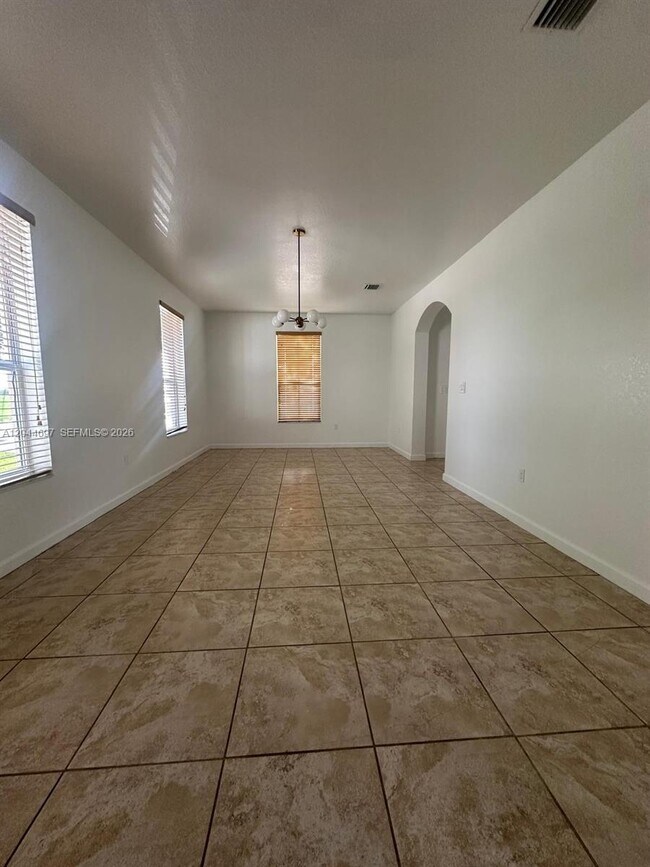 Photo - 9283 SW 172nd Ave