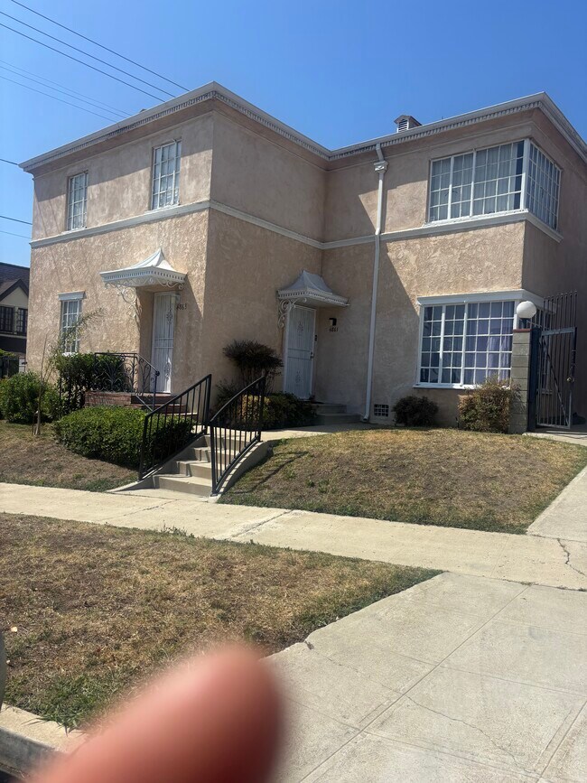 Photo - 4861 Dockweiler St
