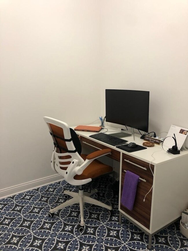 Bedroom 3/Office Space - 2110 W 22nd Pl Unit First Floor Rear