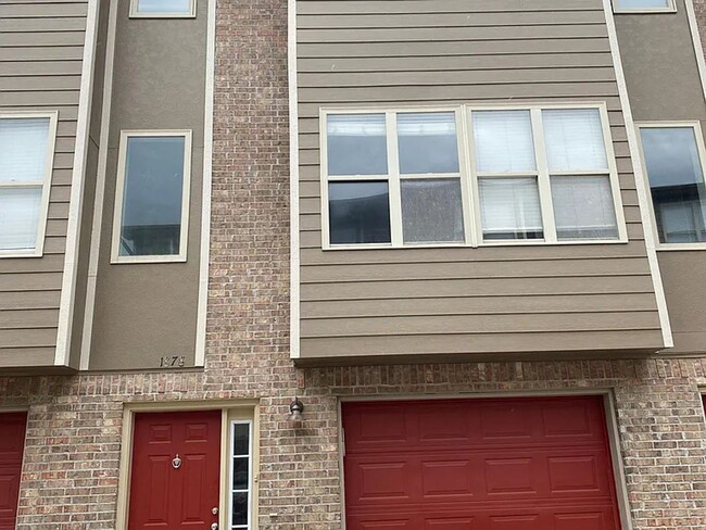 2-Bedroom, 2.5-Bathroom Townhome w/ Garage... - 2-Bedroom, 2.5-Bathroom Townhome w/ Garage...