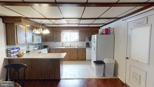 Photo - 415 E Flora St