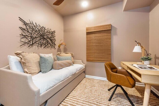 Photo - 1351 Oxford Rd NE Unidad 2