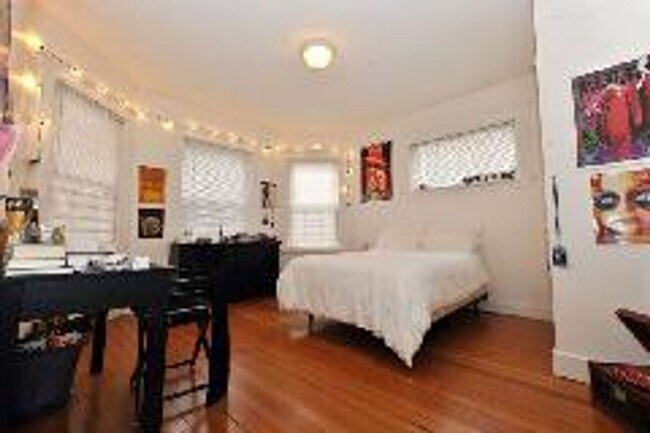 Photo - BU West Campus - Renovated Allston 4 Bed on Gardner St for September 1st, 2026