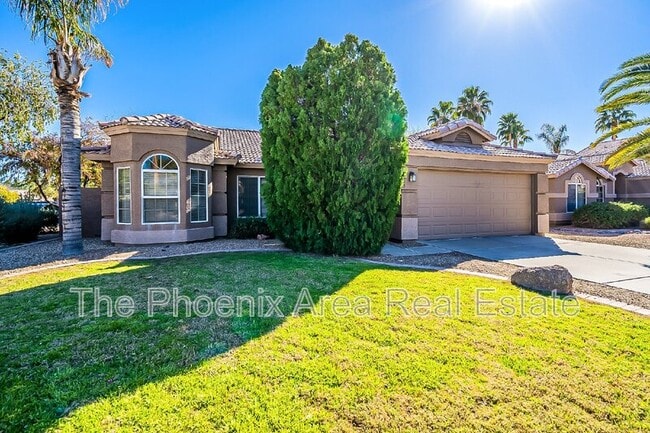 Photo - 251 W Windsor Dr