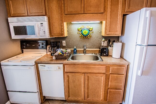 Photo - 2500 N Ocean Blvd