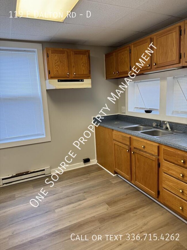Building Photo - 119 E Dalton Rd Unit D Rental