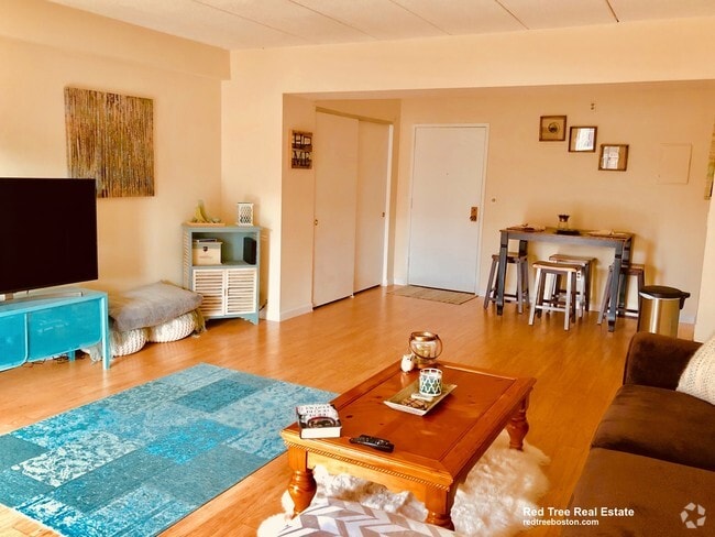 Building Photo - 135 Pleasant St Unit 601 Rental