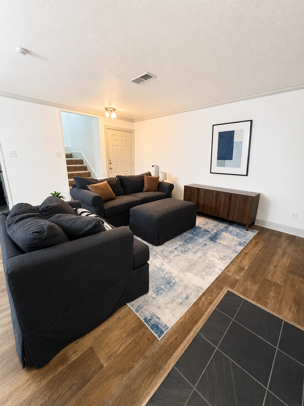 1310 Westheimer Rd Unit 209