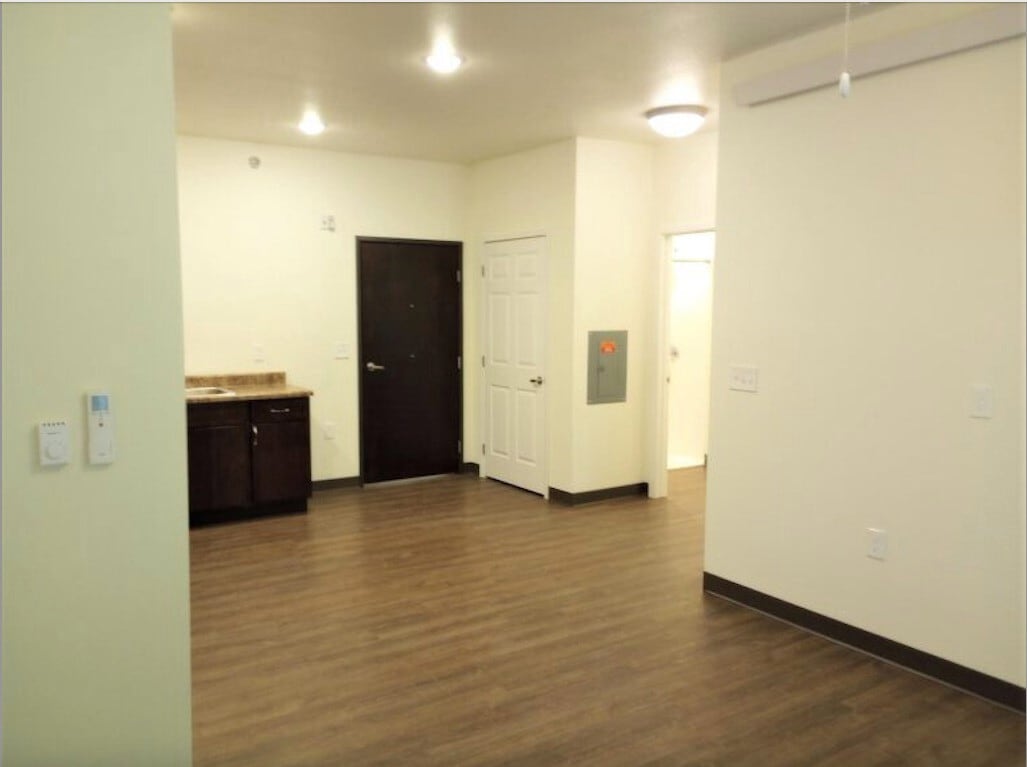 Photo - 749 Streeter Dr