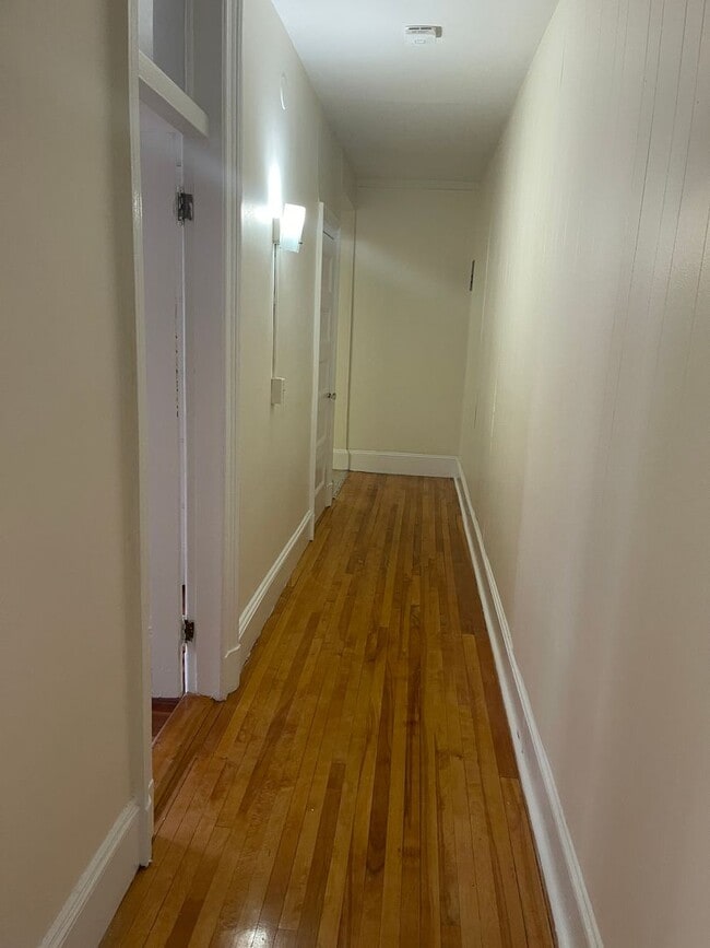 Photo - Available now or Dec, Jan MASSIVE TOP FLOO...