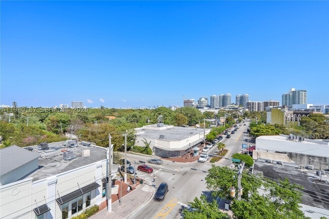 3090 Douglas Rd Unit 507